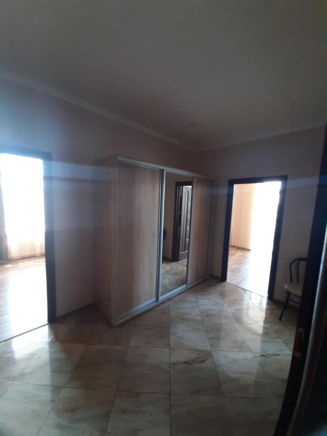 Guest House Czarnomorsk Zewnętrze zdjęcie