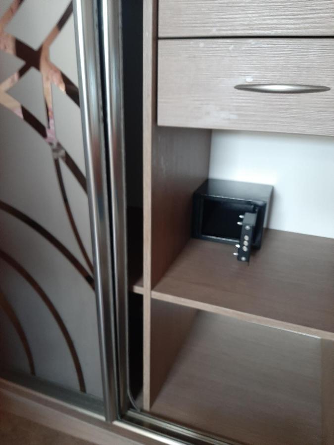 Guest House Czarnomorsk Zewnętrze zdjęcie